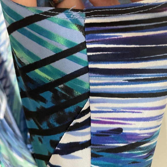 Essentials by Milano tank dress. Size Medium. 95% Polyester, 5% Spandex. So cute - Picture 6 of 6